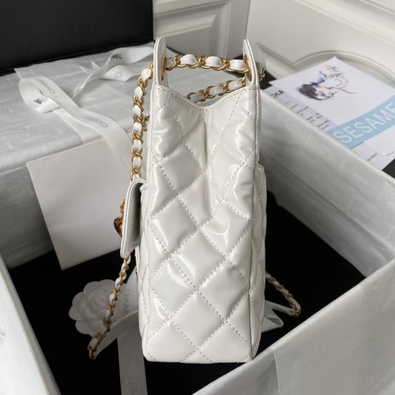 Ch**el hobo bags